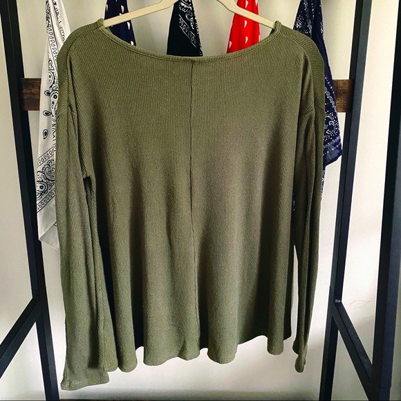 Mossimo Olive Green Long Sleeve Short, Size Small - Picture 2 of 2
